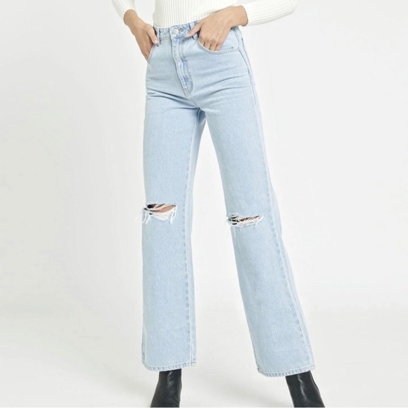 Rolla's Blue Light Wash Heidi Distressed High Rise Loose Straight Jeans Size 28 - Picture 1 of 11